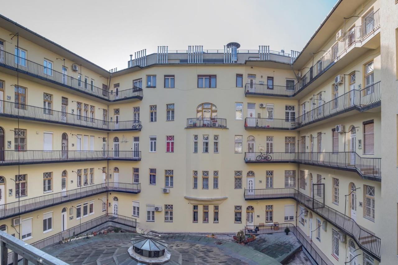 R474 #freeparking Apartament